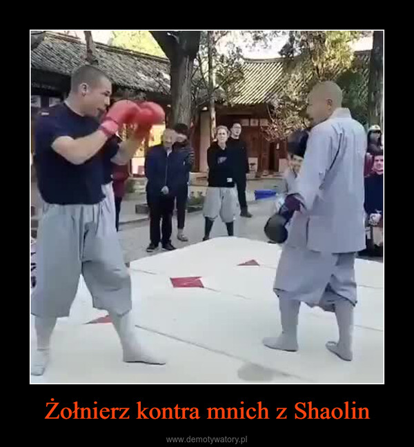 Żołnierz kontra mnich z Shaolin –  