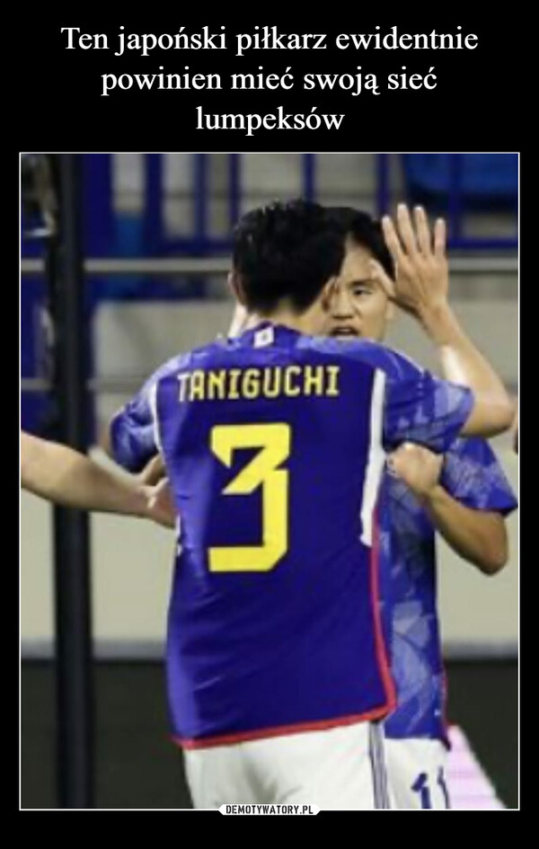 Ten japoński piłkarz ewidentnie powinien mieć swoją sieć lumpeksów